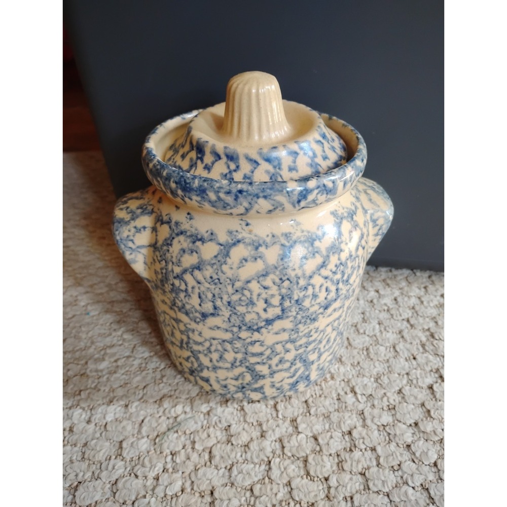 VINTAGE 1 Qt BLUE & WHITE STONEWARE Canister ROBINSON RANSBOTTOM Lovely Lid